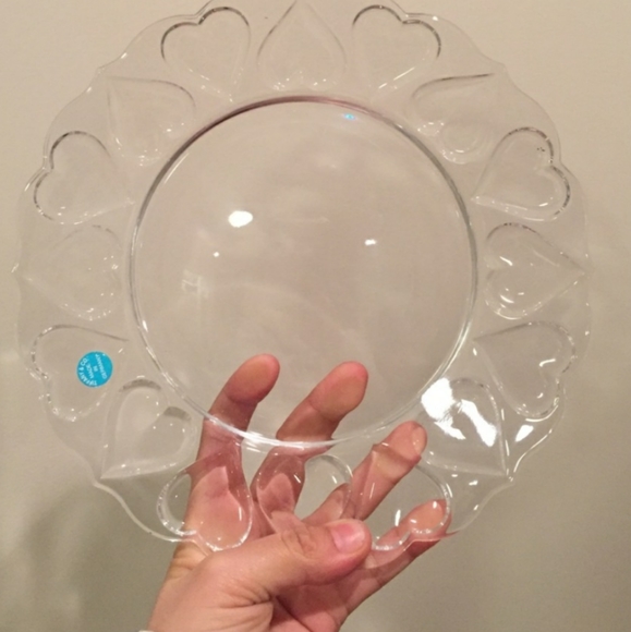 Tiffany & Co. Heart Crystal Plates - Picture 1 of 4